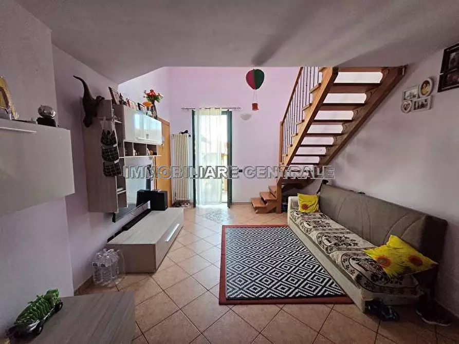 Immagine 4 di Appartamento in vendita  a Castelli Calepio