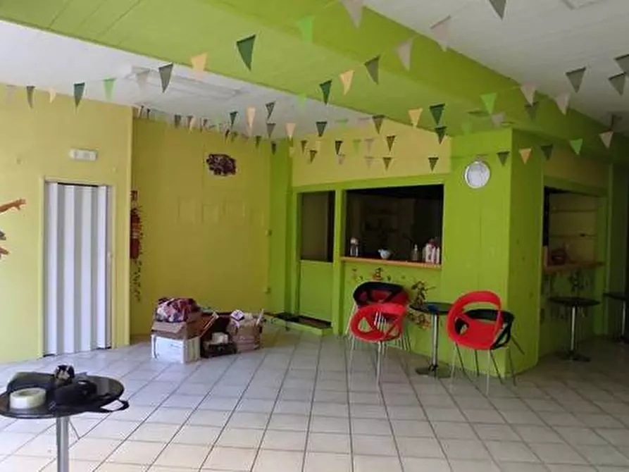 Immagine 2 di Deposito in affitto  in Via Dei Marrucini, 51 a Pescara