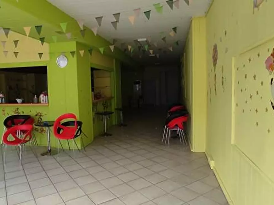 Immagine 3 di Deposito in affitto  in Via Dei Marrucini, 51 a Pescara