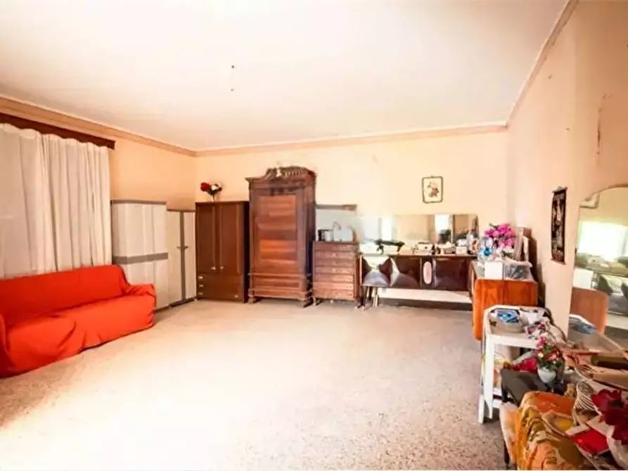 Immagine 4 di Villa in vendita  in Via Leone a Aci Bonaccorsi