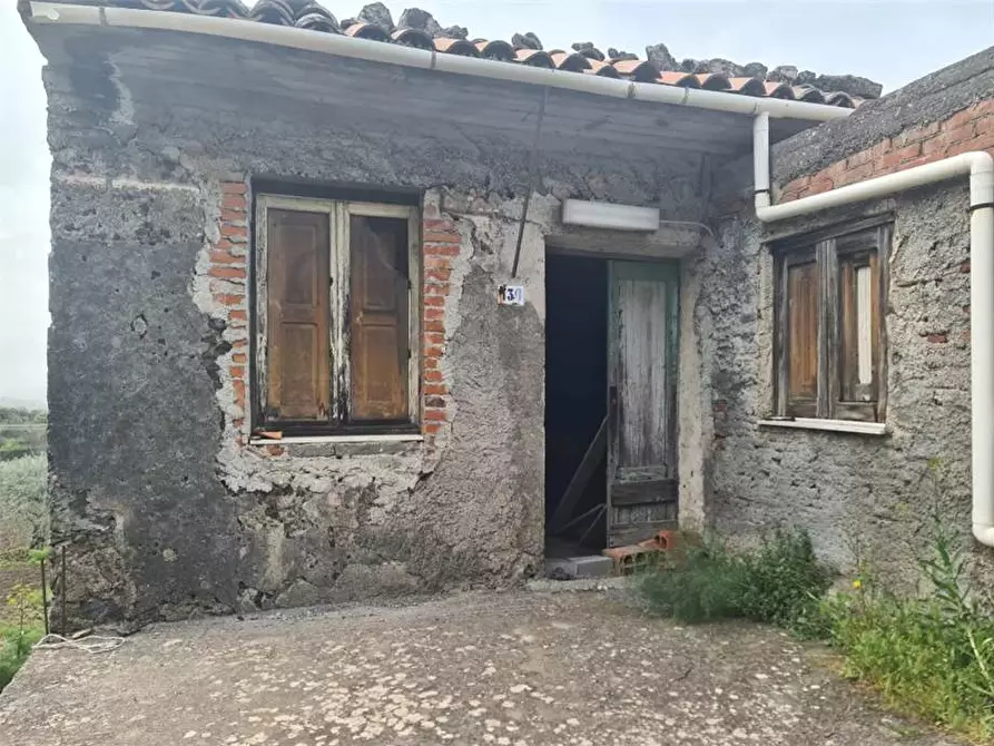 Immagine 4 di Villa in vendita  in Loc. Passopisciaro a Castiglione Di Sicilia