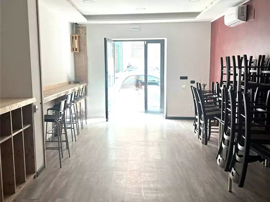 Immagine 5 di Deposito in affitto  in Via Vincenzo Giuffrida, 33 a Catania