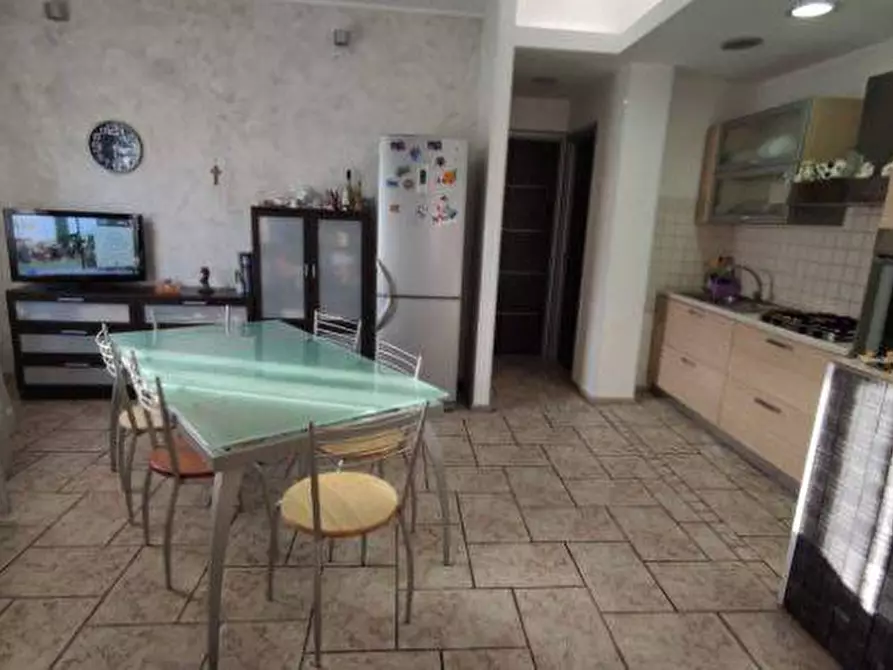 Immagine 3 di Appartamento in vendita  in Via Paladino a Giardini-Naxos
