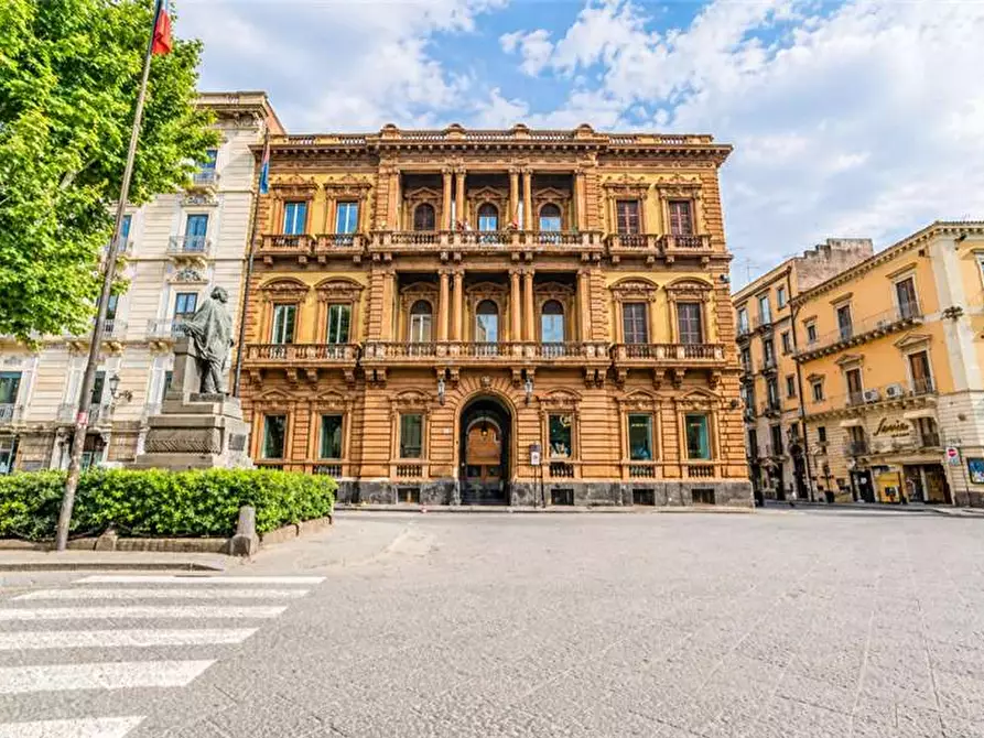 Immagine 1 di Appartamento in vendita  in Via Etnea, 306 a Catania