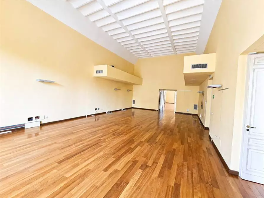 Immagine 5 di Appartamento in vendita  in Via Etnea, 306 a Catania