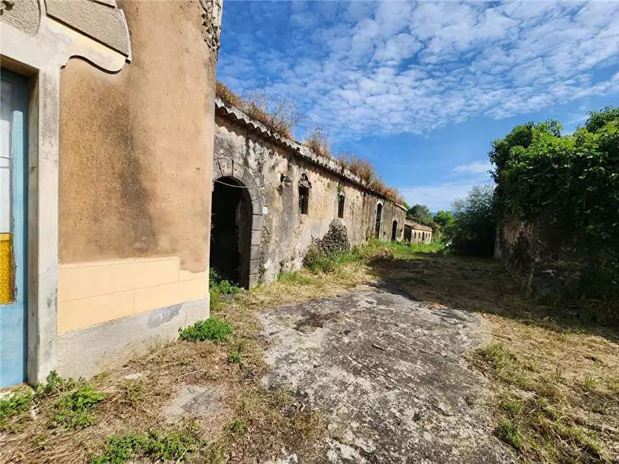 Immagine 2 di Terreno in vendita  in Via Badala a Fiumefreddo Di Sicilia