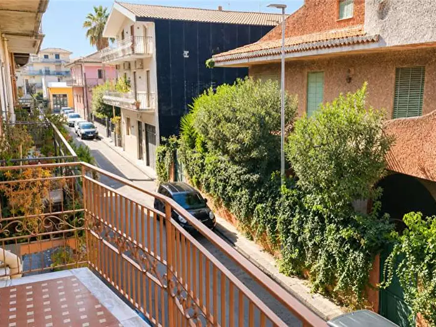Immagine 5 di Appartamento in vendita  in Via Cristoforo Colombo, 30 a Aci Sant'antonio