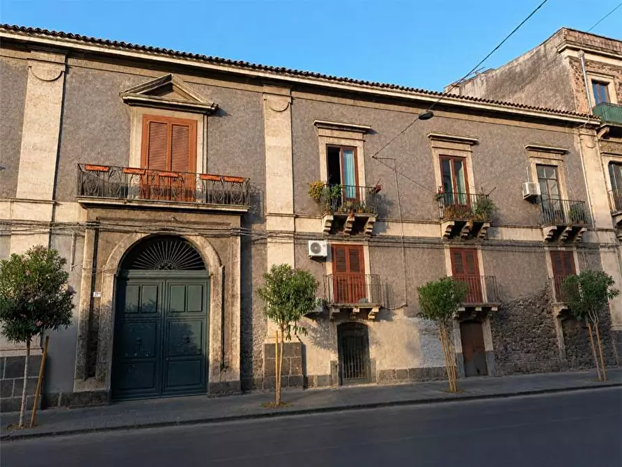 Immagine 1 di Appartamento in vendita  in Via Cristoforo Colombo, 27 a Catania