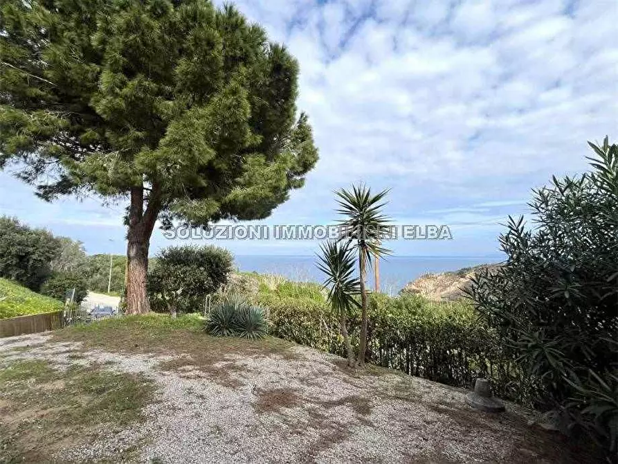 Immagine 5 di Villa in vendita  a Portoferraio
