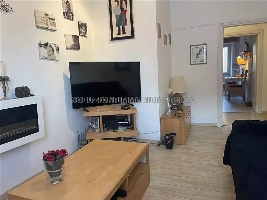 Immagine 3 di Appartamento in vendita  in P.zza Cavour, 40 a Portoferraio