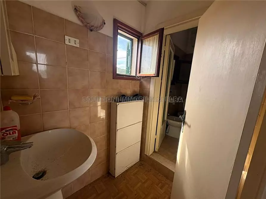 Immagine 10 di Appartamento in vendita  a Portoferraio