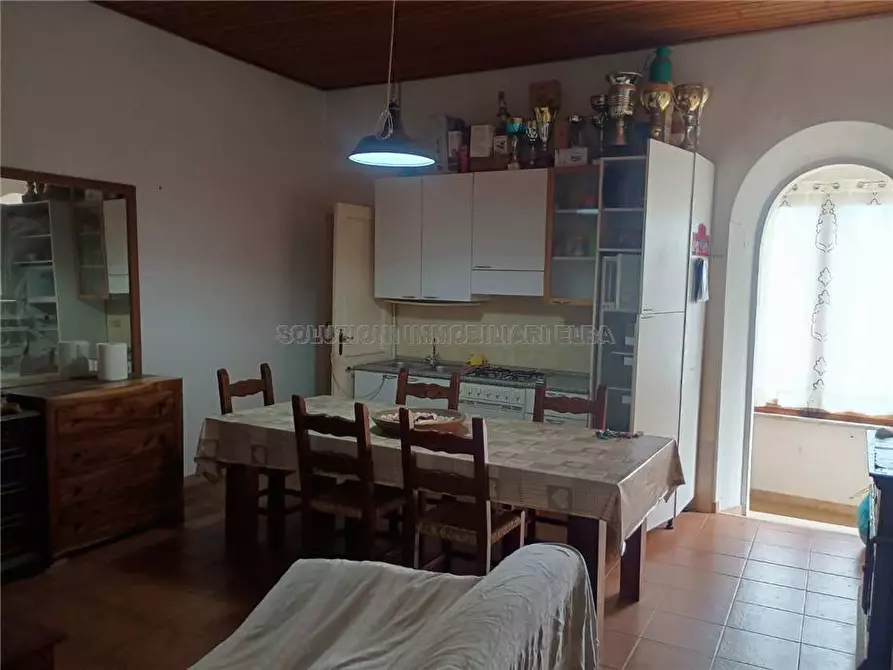 Immagine 4 di Appartamento in vendita  a Marciana