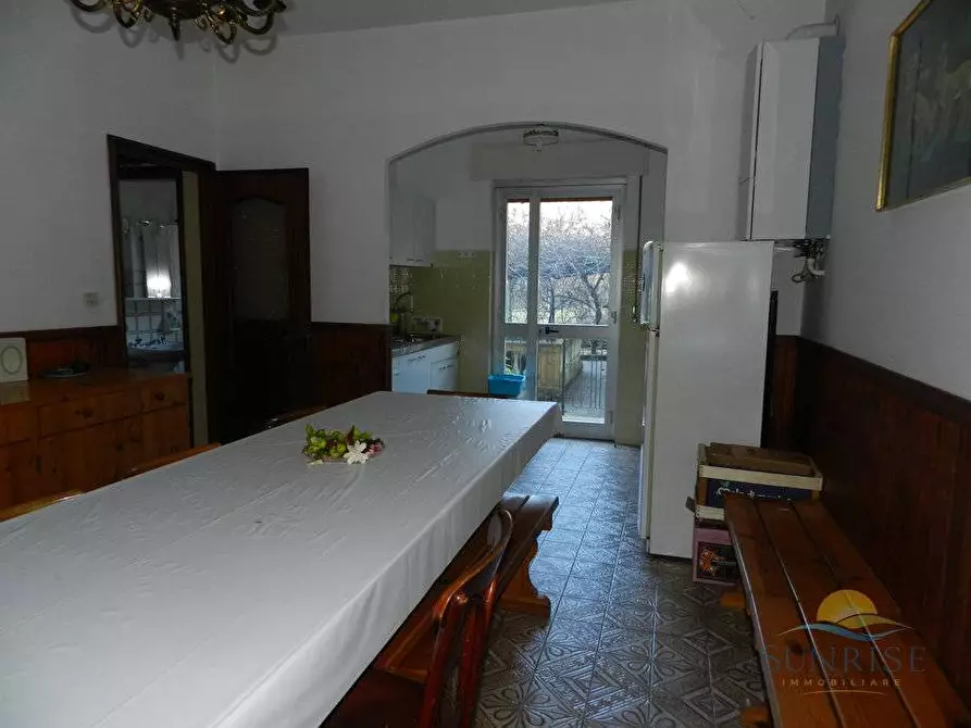 Immagine 11 di Appartamento in vendita  a Valbrevenna
