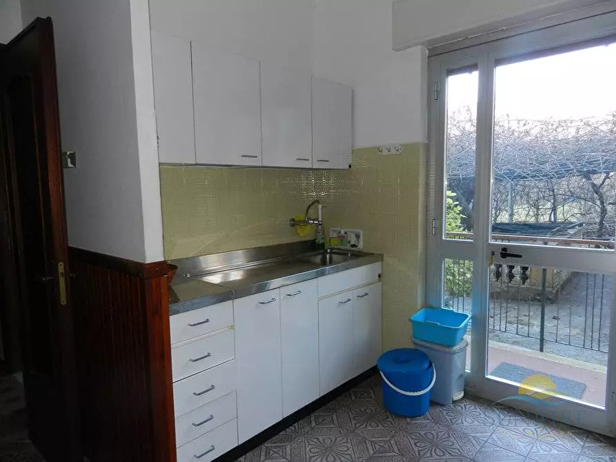 Immagine 12 di Appartamento in vendita  a Valbrevenna