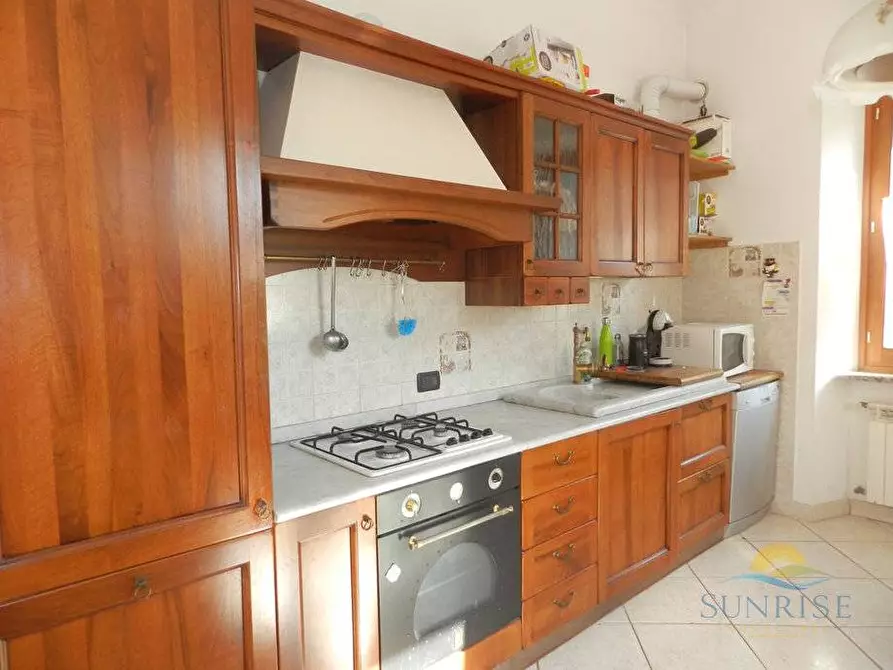 Immagine 1 di Appartamento in vendita  in Loc. Vobbietta a Isola Del Cantone