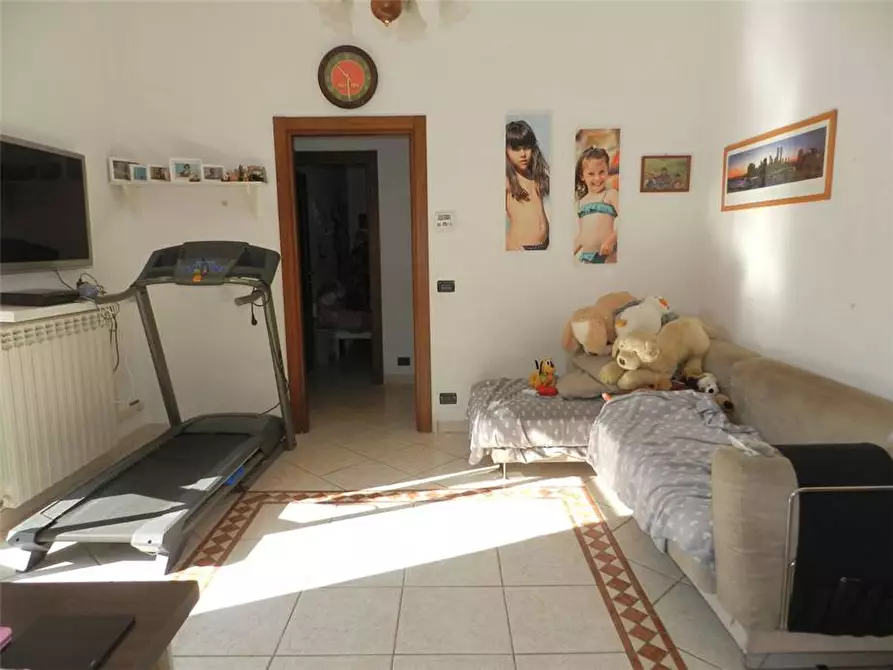 Immagine 2 di Appartamento in vendita  in Loc. Vobbietta a Isola Del Cantone