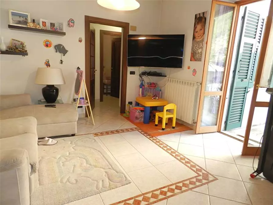 Immagine 6 di Appartamento in vendita  in Loc. Vobbietta a Isola Del Cantone