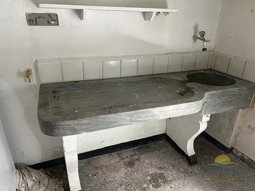 Immagine 15 di Villa in vendita  in Loc. Regiosi a Casella
