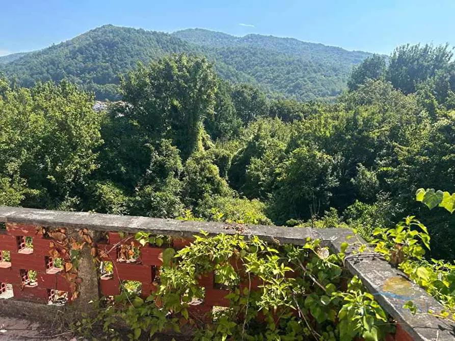 Immagine 3 di Villa in vendita  in Loc. Regiosi a Casella