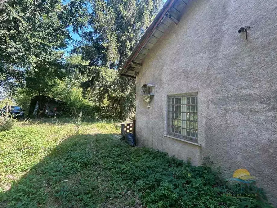 Immagine 5 di Villa in vendita  in Loc. Regiosi a Casella