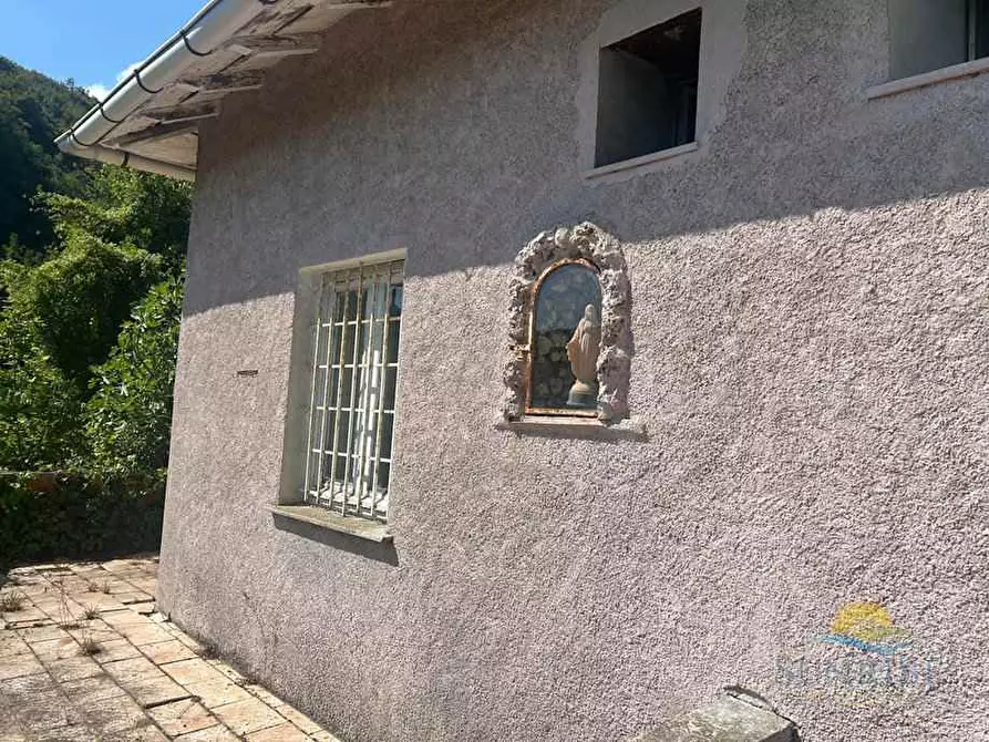 Immagine 7 di Villa in vendita  in Loc. Regiosi a Casella