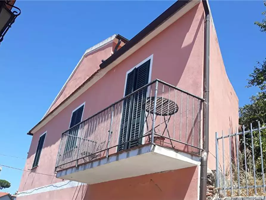 Immagine 2 di Villa in vendita  a Porto Azzurro