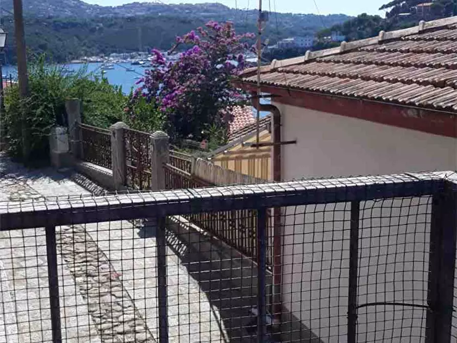 Immagine 7 di Villa in vendita  a Porto Azzurro