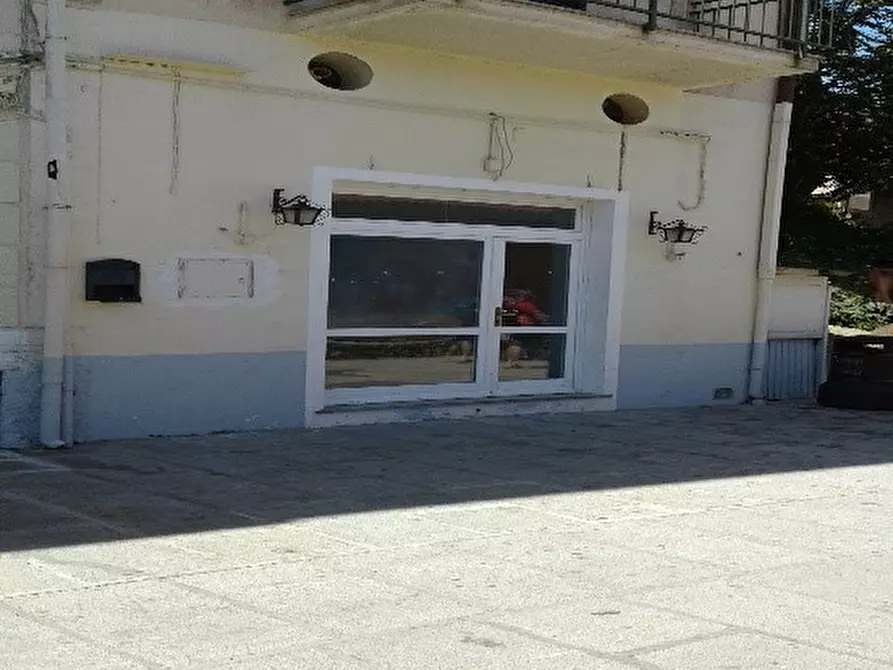 Immagine 5 di Deposito in vendita  a Capoliveri