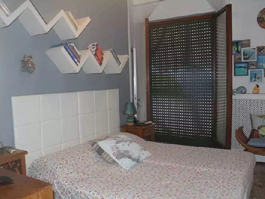 Immagine 5 di Villa in vendita  a Portoferraio