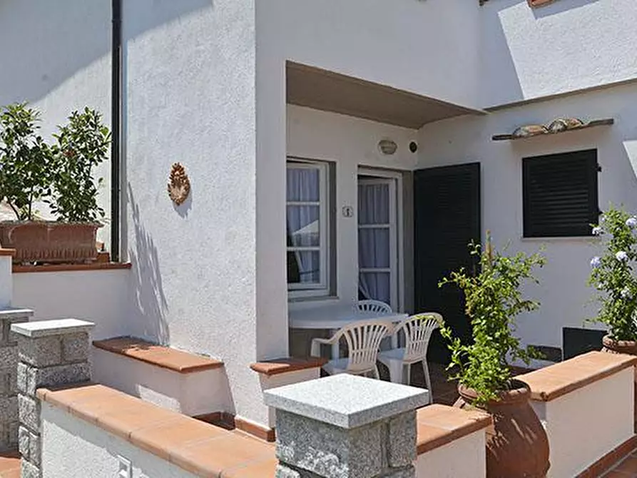 Immagine 2 di Villa in vendita  a Marciana