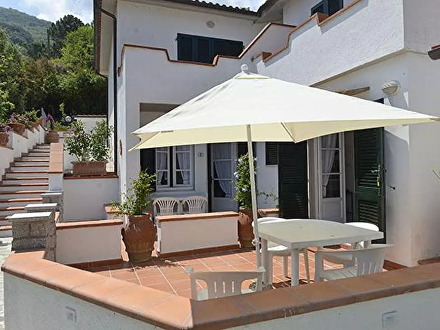Immagine 4 di Villa in vendita  a Marciana