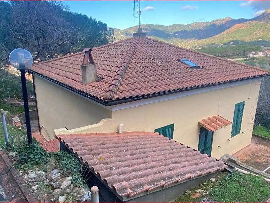 Immagine 2 di Villa in vendita  a Porto Azzurro