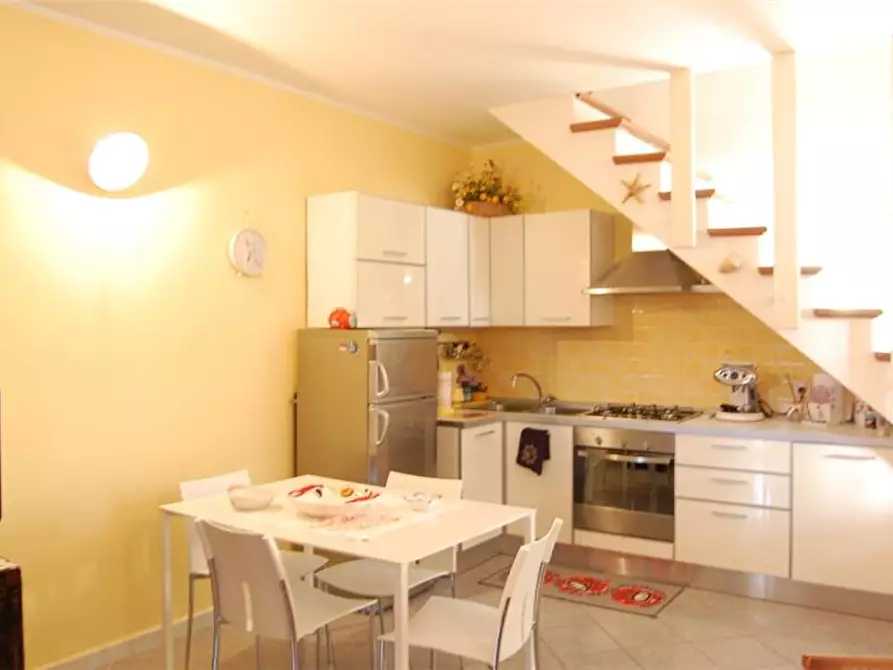 Immagine 3 di Porzione di casa in vendita  a Porto Azzurro