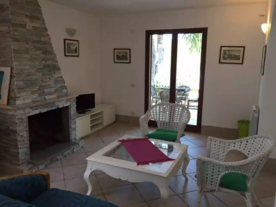 Immagine 3 di Villa in vendita  a Portoferraio