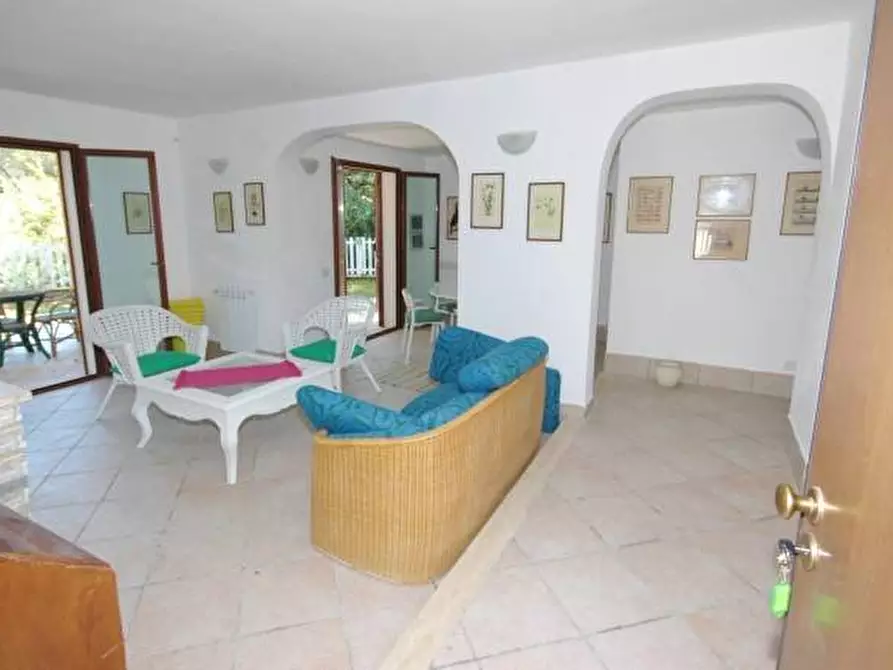 Immagine 4 di Villa in vendita  a Portoferraio