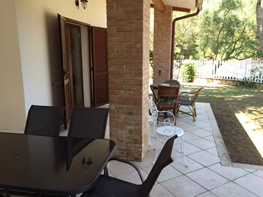 Immagine 7 di Villa in vendita  a Portoferraio