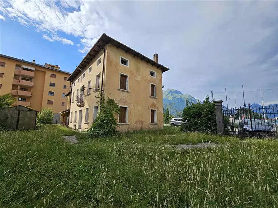 Immagine 2 di Villa in vendita  in Via L. Corte, 19 a Belluno
