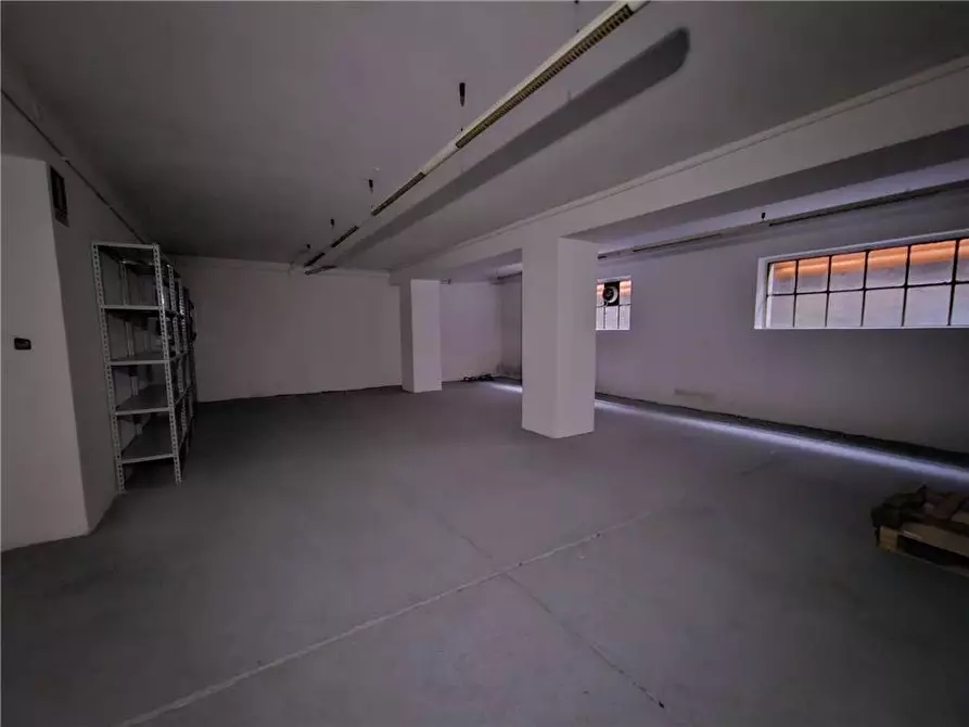 Immagine 5 di Attività commerciale in vendita  in Via Feltre, 106 a Belluno