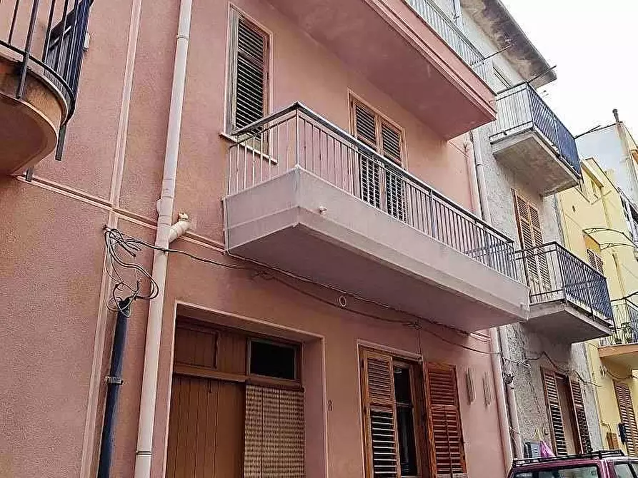 Immagine 1 di Villa in vendita  in Via Montagnola, 4/6 a Casteldaccia