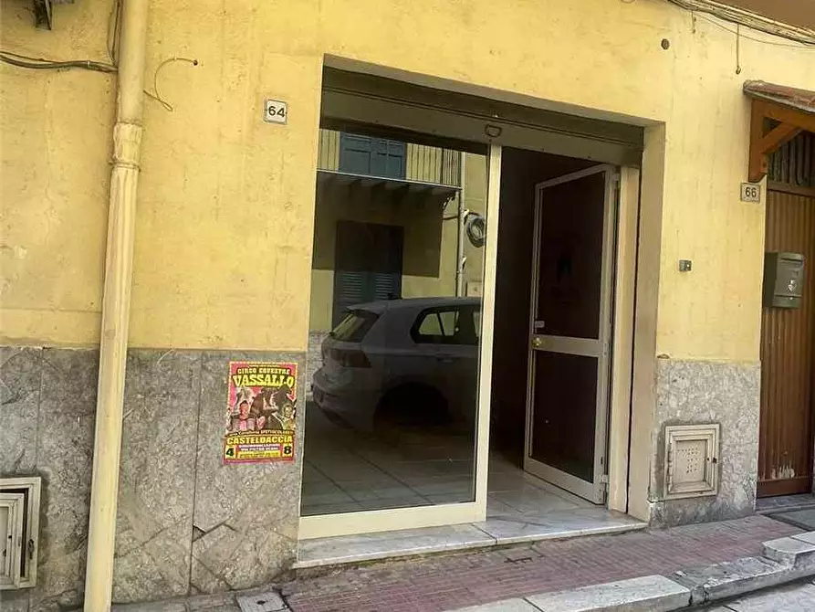 Immagine 1 di Attività commerciale in affitto  in Via San Giuseppe a Casteldaccia