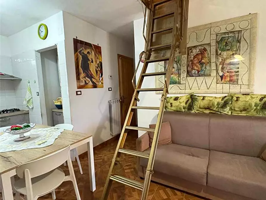 Immagine 11 di Villa in vendita  in Via cda traversa a Casteldaccia