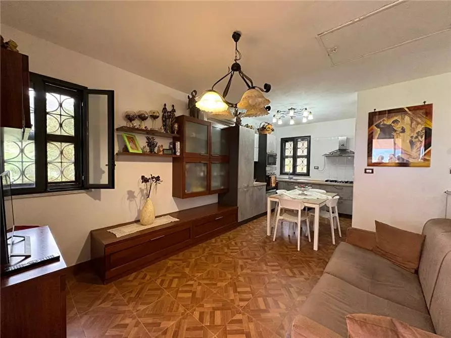 Immagine 3 di Villa in vendita  in Via cda traversa a Casteldaccia