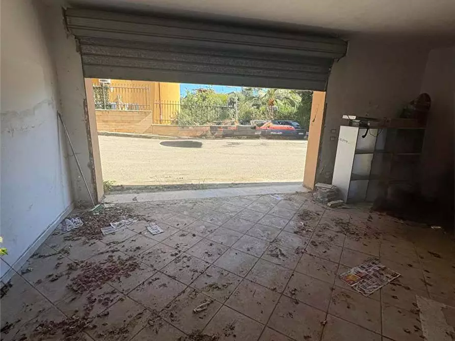 Immagine 2 di Garage in affitto  in Via 8 marzo a Casteldaccia
