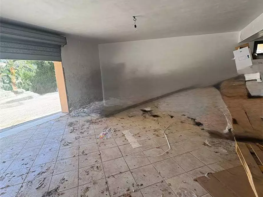Immagine 4 di Garage in affitto  in Via 8 marzo a Casteldaccia