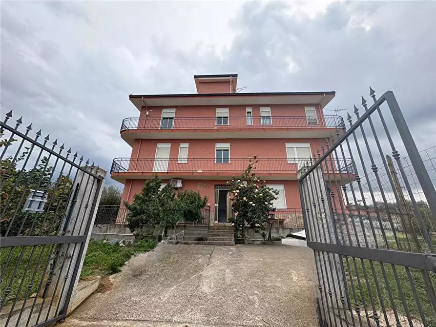 Immagine 2 di Appartamento in vendita  in Via Caduti di Nassiriya a Altavilla Milicia