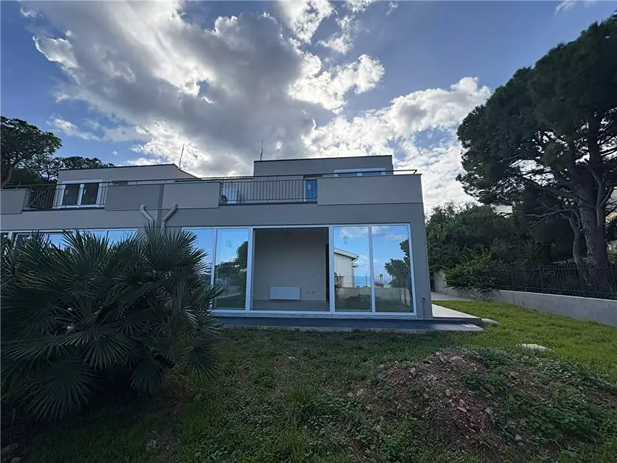 Immagine 1 di Villa in vendita  in Via San Michele, 15 a Altavilla Milicia