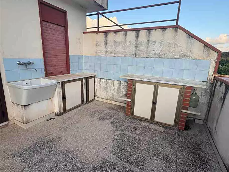 Immagine 7 di Appartamento in vendita  in Via Valdemone a Pollina