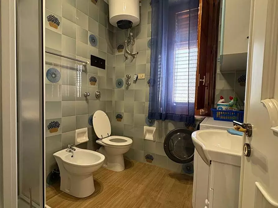 Immagine 15 di Villa in vendita  in Via Trapani, 13/15 a Casteldaccia