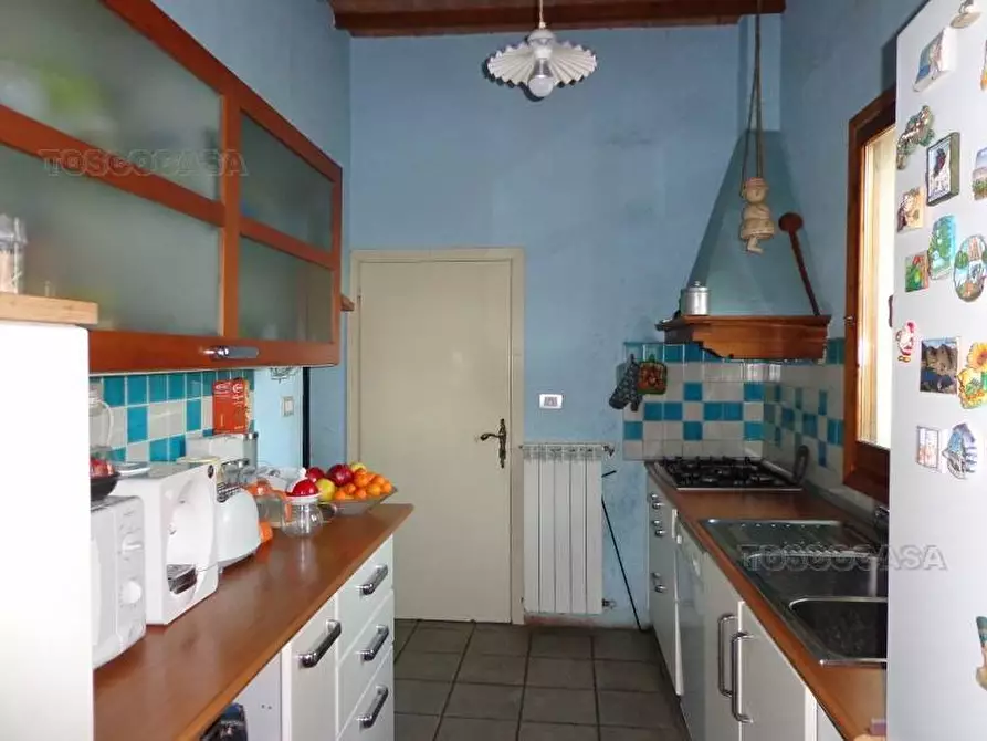 Immagine 3 di Villa in vendita  a Fucecchio
