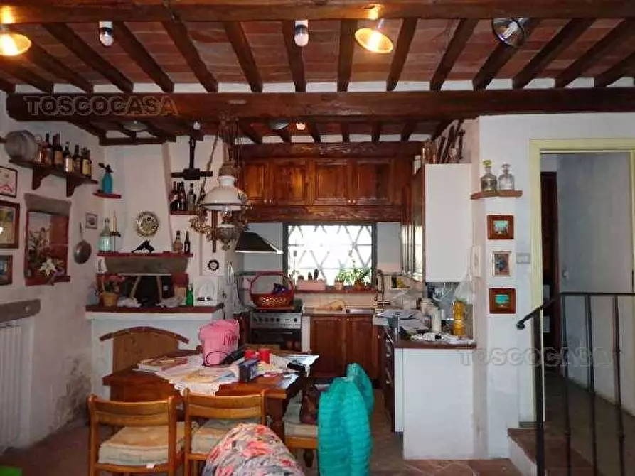 Immagine 4 di Villa in vendita  a Fucecchio